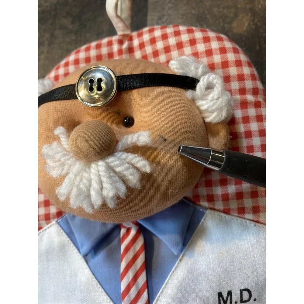 Vintage HotMitt King Dr. M.D. Oven Mitt 3D Character Potholder Novelty 90s Retro